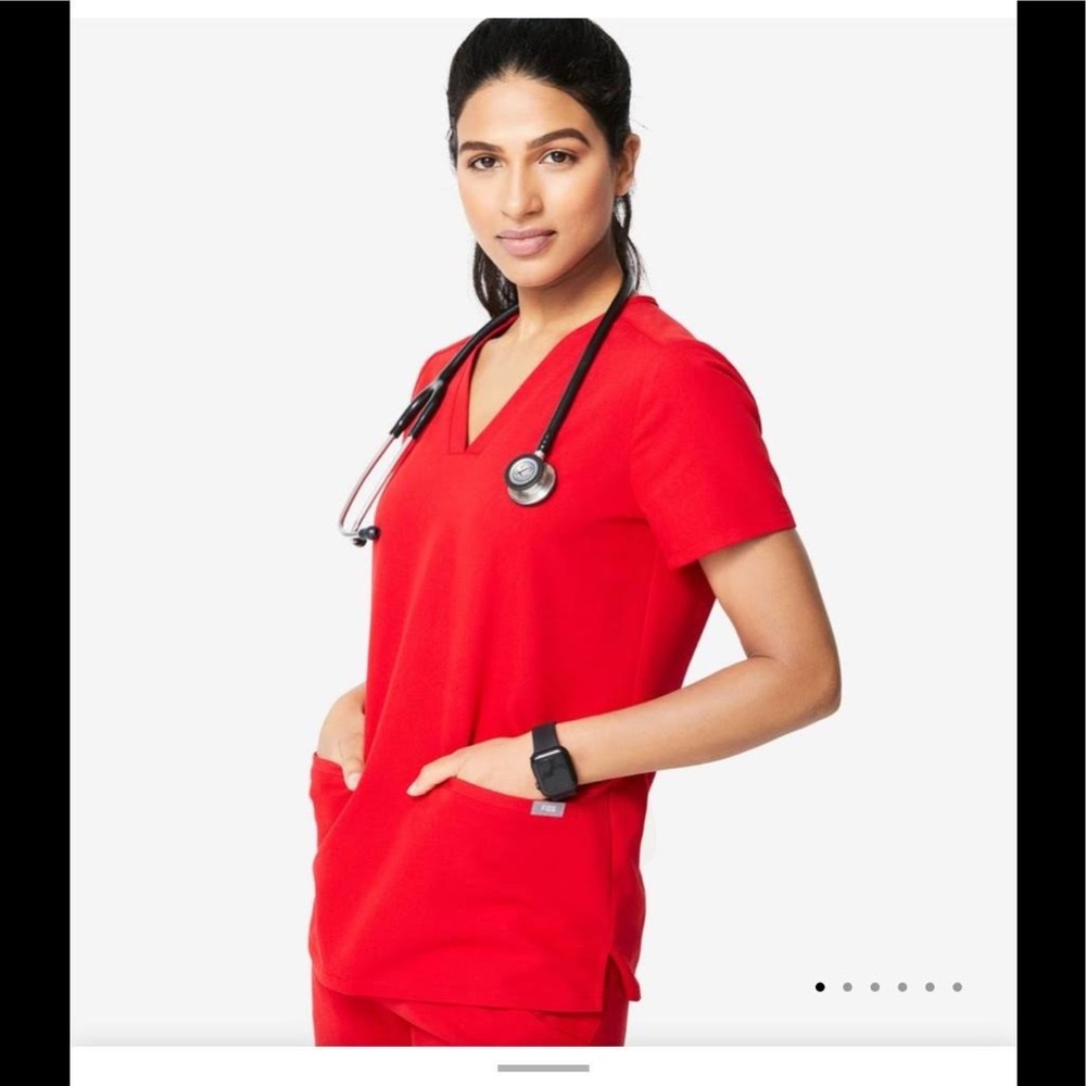 FIGS: Women’s Winning Red Casma 3 Pocket Scrub Top